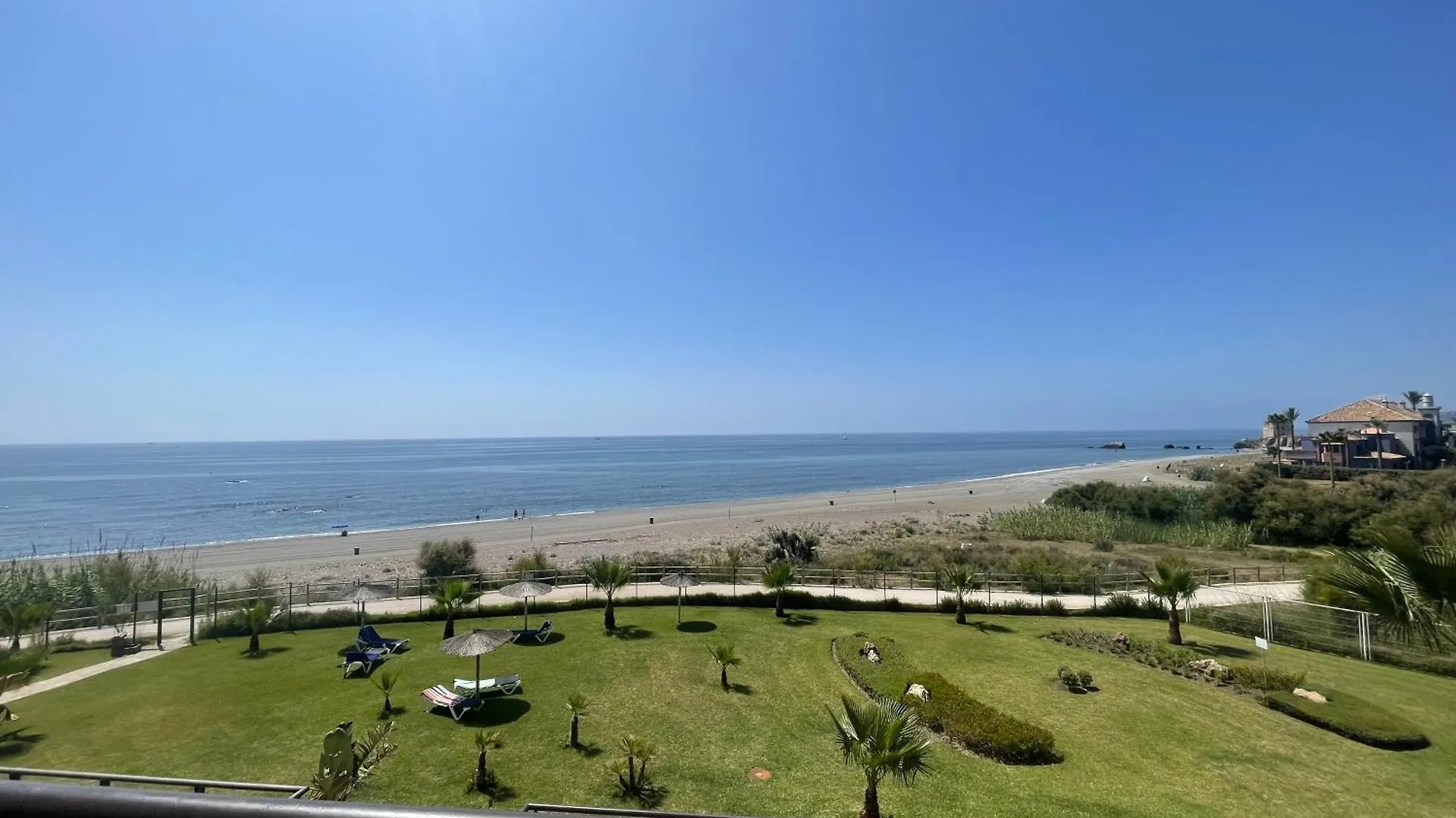 Luxury Casares Del Mar Dp7 Apartment Spain